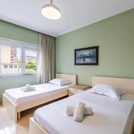 New Bazaar Panorama By Pikhost * 地拉那