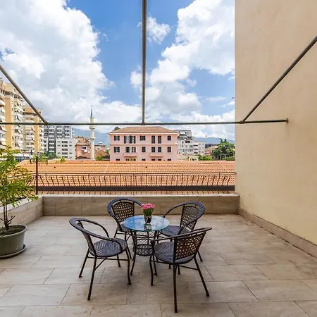 公寓 New Bazaar Panorama By Pikhost