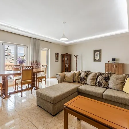 Appartamento New Bazaar Panorama By Pikhost Tirana