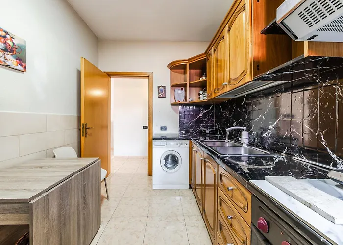 New Bazaar Panorama By Pikhost Apartman Tirana